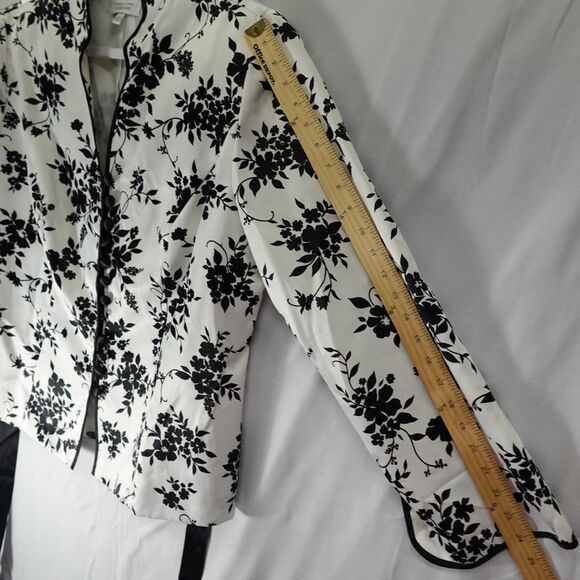 Dressbarn Oriental Jacket Womens Sz 14w Asian Style White w/ Black Floral Lined - Picture 11 of 16
